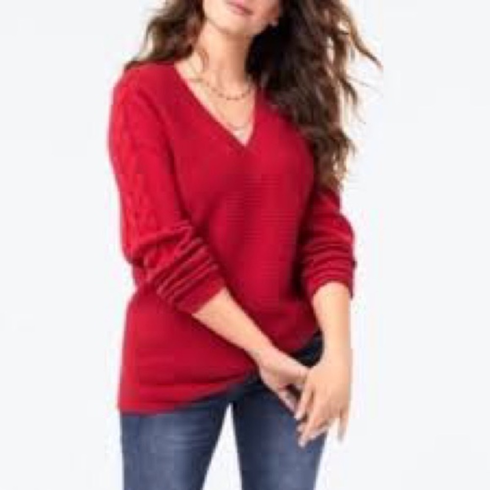 Cabi 3714 red Standout Pullover vneck ribbed w/cable knit detail sweater, small